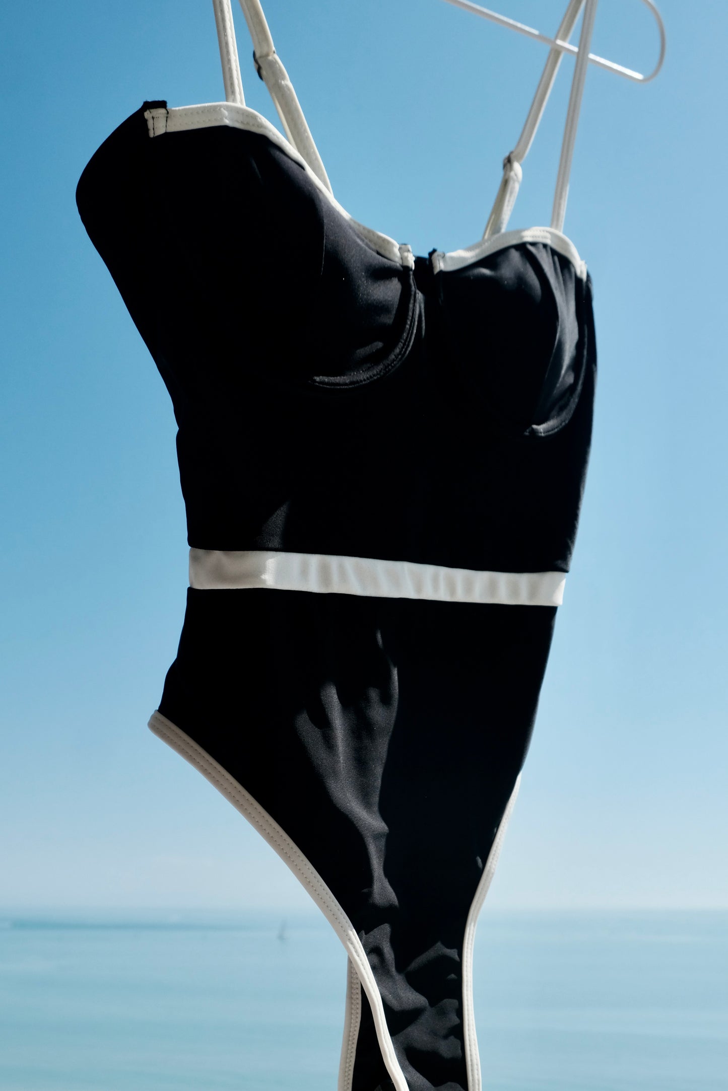 EDITION SWIMSUIT MINIMAL MUSE